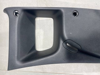 Обшивка багажника правая верхняя, ориг. номер 6UK60LXHAA, Jeep Renegade 2018-2026