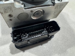 Блок ABS, ориг. номер F2GC2C405AG, Ford Edge 2 2015-2018