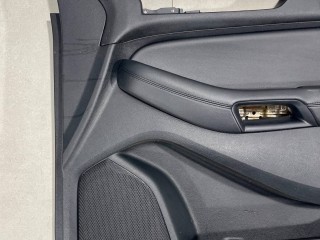 обшивка двери передней правой, ориг. номер FT4Z5823942BD, Ford Edge 2 2015-2018