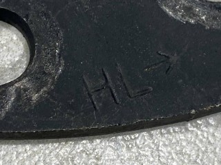 кронштейн амортизатора капота лев., ориг. номер 1008841-00-C, Tesla Model S