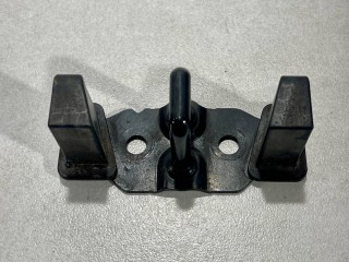 ответная часть (скоба) двери багажника, ориг. номер JT4AF404B12BB, JT4Z54404A42A, Ford Escape 4 CX482 2019-2022