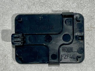 заглушка пластика салазок сиденья, ориг. номер LJ6BS629B04AAW, Ford Escape 4 CX482 2019-2022