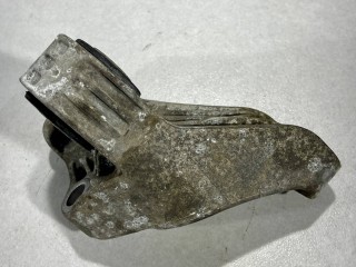 кронштейн подушки крепления двигателя, ориг. номер BV6Z6E042C, Ford Escape 3 2015-2019