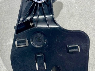 кронштейн ручки открытия капота, ориг. номер 8R1823633, Audi Q5 8R 2012-2017