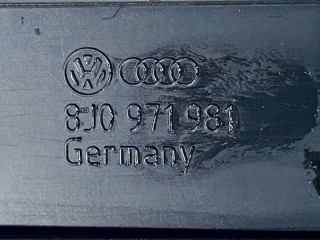 накладка блока контактов перед., ориг. номер 8J0971981, Audi Q5 8R 2012-2017