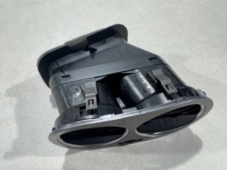 Дефлектор обдува салона правый, ориг. номер 5M0819759, Volkswagen Tiguan