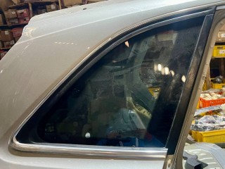 форточка (глухое стекло), ориг. номер R0845300GNVB, Audi Q5 8R 2012-2017