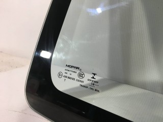 форточка (глухое стекло), ориг. номер 68003726AB, Jeep Patriot 2010-2016