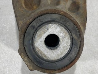 кронштейн подушки крепления кпп, ориг. номер 68237471AA, Fiat 500L 2012-2017