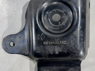 кронштейн подушки крепления двигателя, ориг. номер 68184357AC, Jeep Cherokee KL 2013-2018