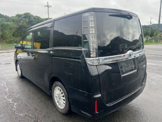 Консоль КПП, ориг. номер 5541328180C0, TOYOTA VOXY 2014-2017