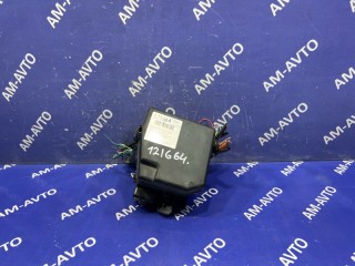 Блок предохранителей под капотом, ориг. номер 826600H070, 8266052030, 8266052040, 8274152060, TOYOTA VITZ 2007-2010