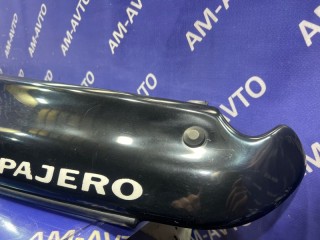 Дефлектор капота, ориг. номер MZ380455, MZ380456, MITSUBISHI PAJERO 1997-2004