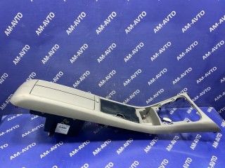 Консоль между сидений, ориг. номер 5881048070B0, 5881048080B0, TOYOTA KLUGER V 2000-2003
