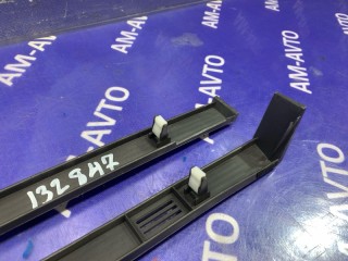 Накладка торпедо, ориг. номер 682008H300, NISSAN X-TRAIL 2000-2004