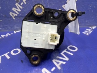 Кнопка стояночного тормоза, ориг. номер 8432705010, 8432705020, TOYOTA AVENSIS 2006-2009