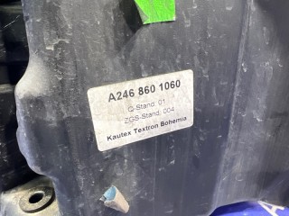 Бачок стеклоомывателя, ориг. номер A2468600160, A2468600260, MERCEDES-BENZ A-CLASS 2012-2015