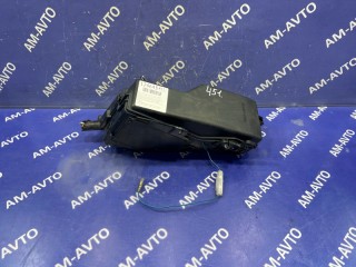 Блок предохранителей под капотом TOYOTA CAMRY 2004-2006