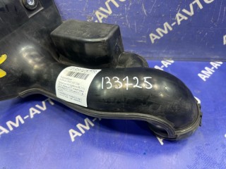 Воздухозаборник, ориг. номер L33D13200A, L33D1319X, MAZDA CX-7 2006-2009