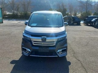 Двигатель, ориг. номер 10002TLA000, HONDA STEPWGN 2017-2022
