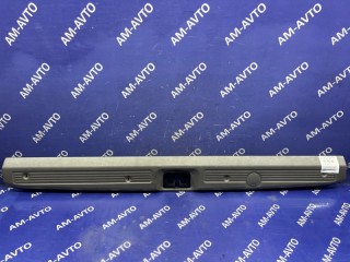 Панель замка багажника, ориг. номер LA0162840, LA0162930, MAZDA MPV 1988-1995
