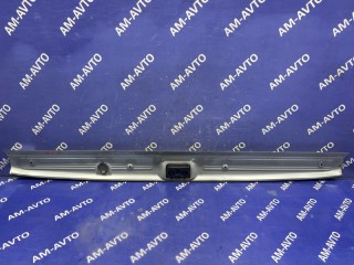 Панель замка багажника, ориг. номер LA0162840, LA0162930, MAZDA MPV 1988-1995