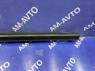 Молдинг стекла двери, ориг. номер LA0159650, LA0159670, MAZDA MPV 1988-1995
