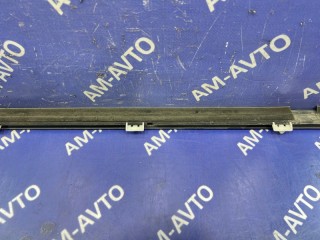 Молдинг стекла двери, ориг. номер LB8272650, LB8272670, MAZDA MPV 1988-1995