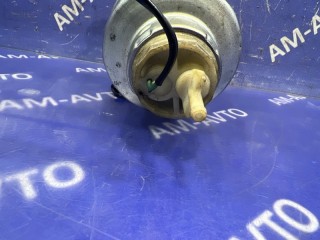 Насос ручной подкачки топлива, ориг. номер WL0113ZA0, WL0113ZF0, MAZDA MPV 1988-1995