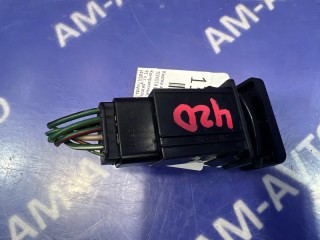 Кнопка аварийной сигнализации, ориг. номер 8433228010, 8433228020, TOYOTA LITE ACE NOAH 1996-1998