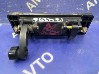 Ручка двери багажника, ориг. номер LA0162410, LA0162410A, MAZDA MPV 1988-1995
