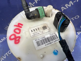 Насос топливный, ориг. номер PE1A1335X, PE0113350, KD3560960, MAZDA CX-5 2011-2015