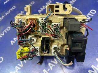 Блок предохранителей салона, ориг. номер 8273060120, 826100K010, TOYOTA LAND CRUISER PRADO 1987-1996