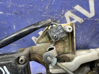 Замок двери, ориг. номер L00159310A, LA6258310D, MAZDA MPV 1988-1995
