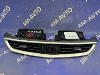 Воздуховод салона, ориг. номер 687504CA0A, NISSAN X-TRAIL 2010-2015