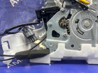 Замок двери, ориг. номер 72650SZW000, HONDA STEPWGN 2009-2012