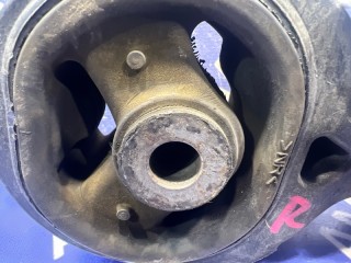 Подушка двигателя, ориг. номер 50810SZW000, HONDA STEPWGN 2009-2012