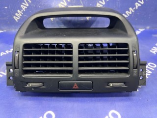Воздуховод салона, ориг. номер 7364065J00, 7369065J00, SUZUKI ESCUDO 2000-2005