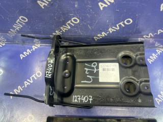 Крепление аккумулятора, ориг. номер 7251165J00, 7251265J00, SUZUKI ESCUDO 2000-2005