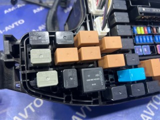 Блок предохранителей под капотом, ориг. номер B45A66760A, MAZDA AXELA 2016-2019
