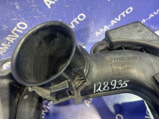 Воздухозаборник, ориг. номер PE0113200, MAZDA ATENZA 2010-2012