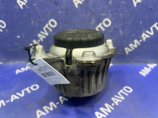 Подушка двигателя, ориг. номер A2052404317, A2052400817, MERCEDES-BENZ C-CLASS 2011-2015