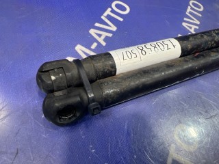 Амортизатор капота, ориг. номер 7L0823359, 7L0823359A, VOLKSWAGEN TOUAREG 2006-2010