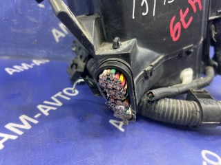 Блок предохранителей под капотом, ориг. номер 8272048350, LEXUS RX450h 2006-2009