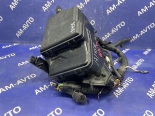 Блок предохранителей под капотом, ориг. номер 8272048350, LEXUS RX450h 2006-2009