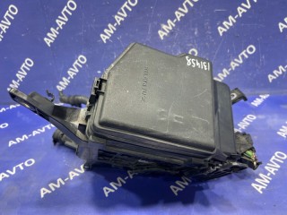 Блок предохранителей под капотом, ориг. номер 8272048350, LEXUS RX450h 2006-2009