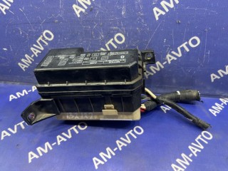 Блок предохранителей под капотом, ориг. номер 8274112010, 8272012060, TOYOTA SPRINTER CARIB 1995-2002