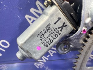 Стеклоподъемник, ориг. номер 8571048010, 6981048020, TOYOTA KLUGER V 2000-2003