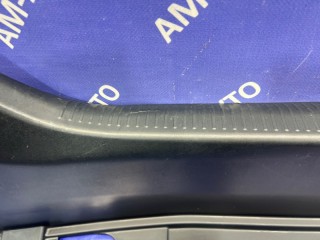 Панель замка багажника, ориг. номер 5838733030, TOYOTA CAMRY 2001-2004