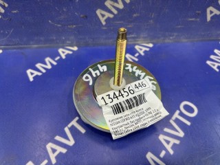 Крепление запасного колеса, ориг. номер 849612Y000, NISSAN CEFIRO 1997-2000